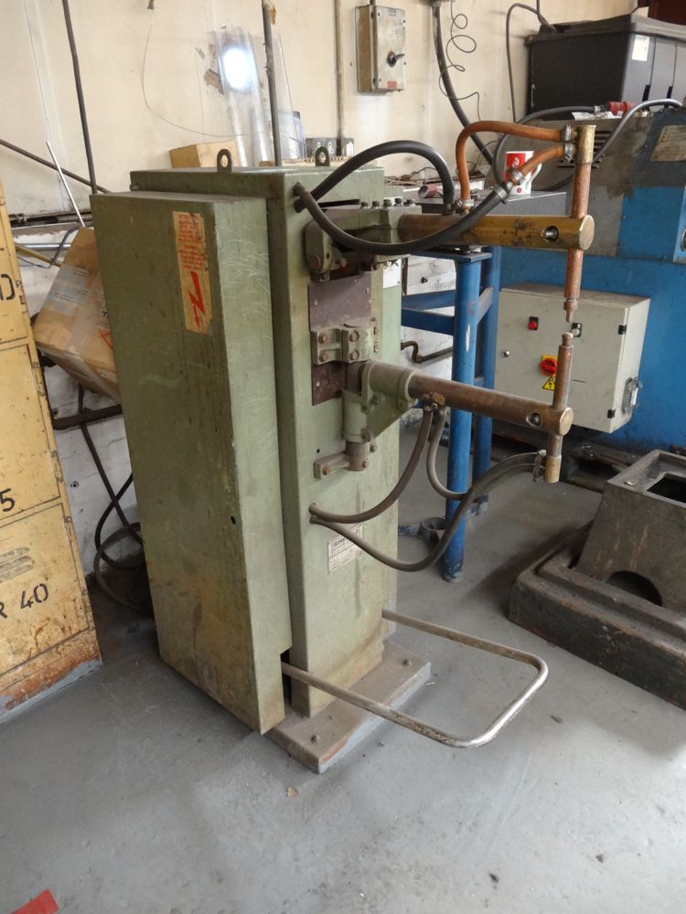 Sureweld Spot welder KLL126 - 1st Machinery