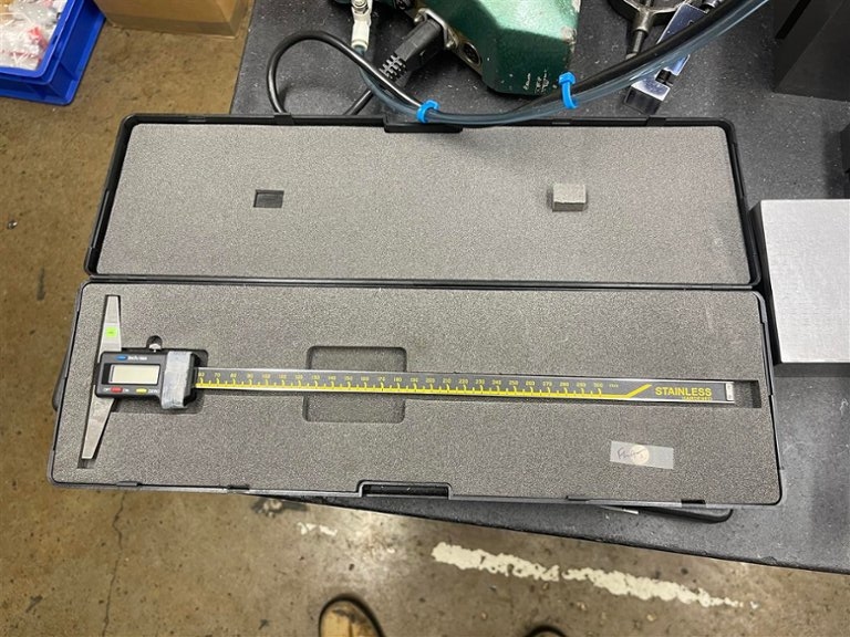 Digital Calipers - 1st Machinery