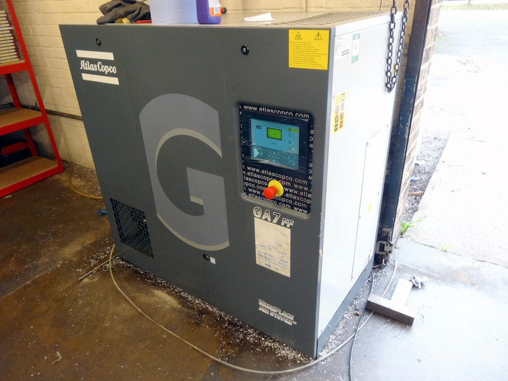 Atlas Copco GA7FF (2012) Compressor with receiver - 1st Machinery